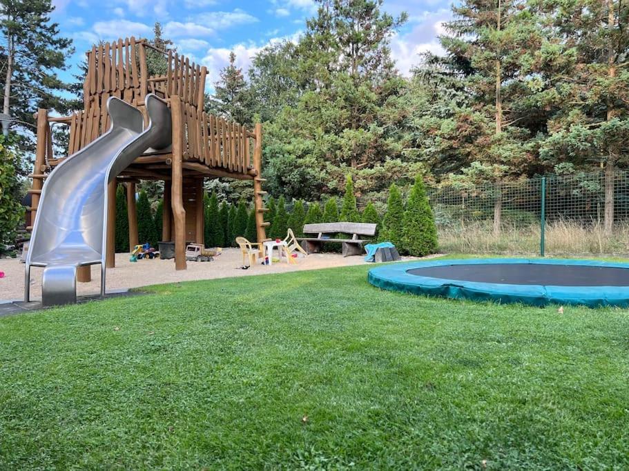 Fewo Hof-Idyll Mit Fasssauna / Spielplatz Fuer Kids Weisswasser Exterior photo